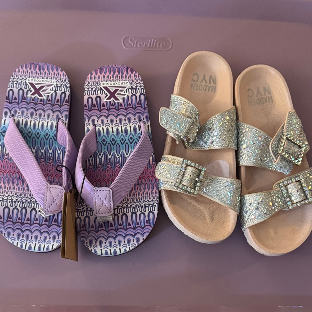 2 pair/Colorful Sandals Set - Picture 4 of 4